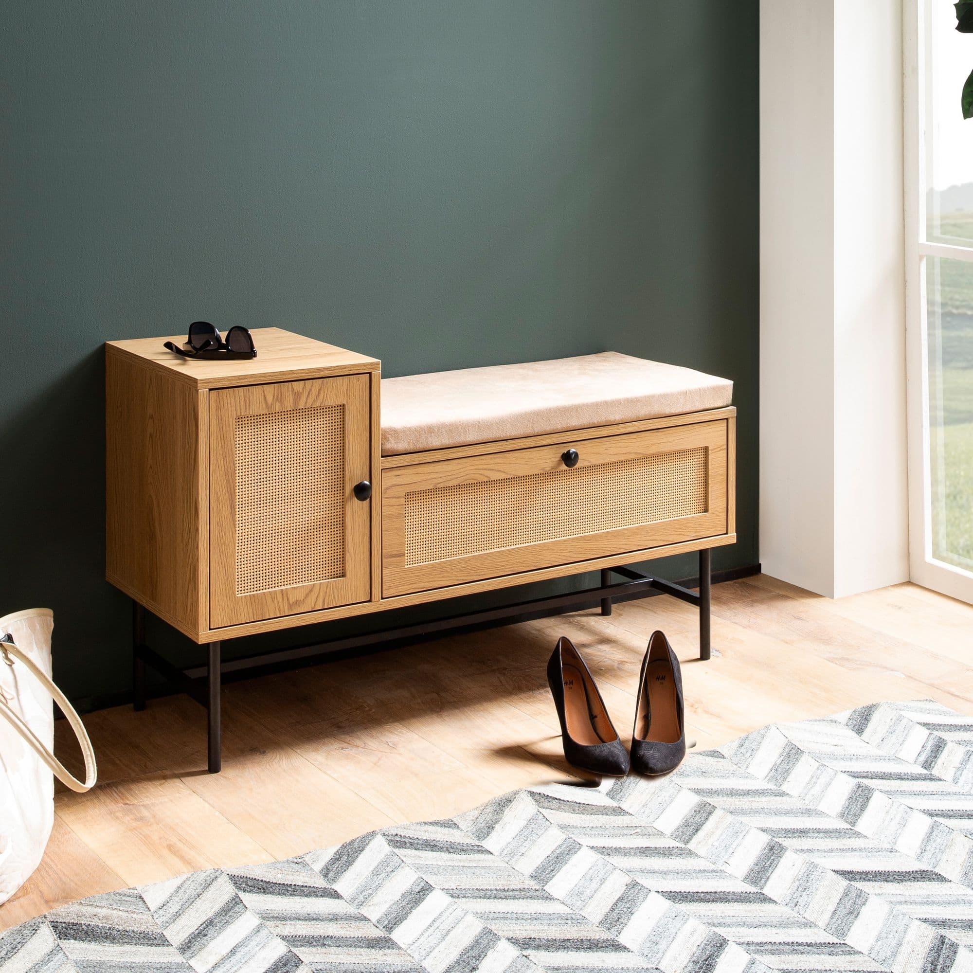 Finebuy Schuhbank Mit Sitzfläche 100x60x38 Cm Garderobenbank Eiche-Dekor, Sitzbank Rattan Klein Gepolstert, Bank Schmal Flur Mit Stauraum, Flurbank Flurmöbel Mit Schublade Und Tür