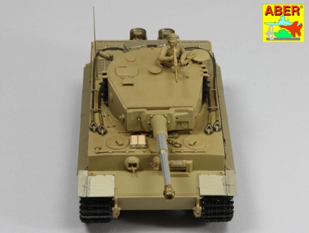 Pz.Kpfw. Vi Ausf.E (Sd.Kfz.181) Tiger I Late Version  [Tamiya]