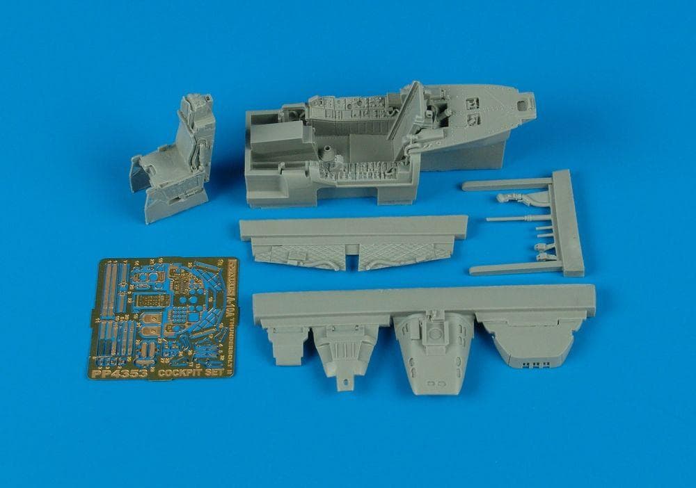 A-10 Thunderbolt Ii - Cockpit Set [Hobbyboss]