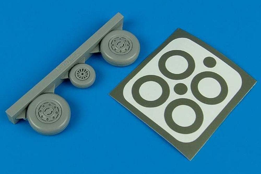 F-105 Thunderchief - Wheels & Paint Masks [Trumpeter]
