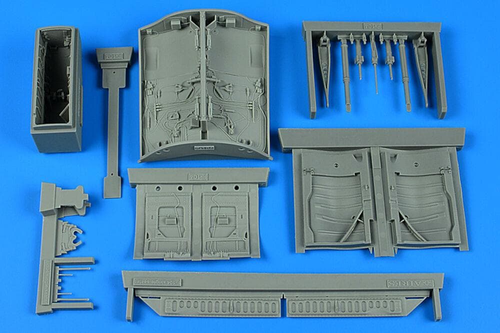 F-104g/J/S & Cf-104 Starfighter- Wheel Bay [Italeri]