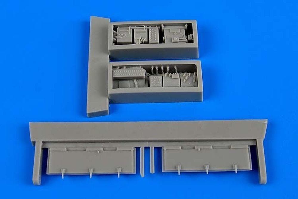 Tornado Ids - Electronic Bay [Revell]