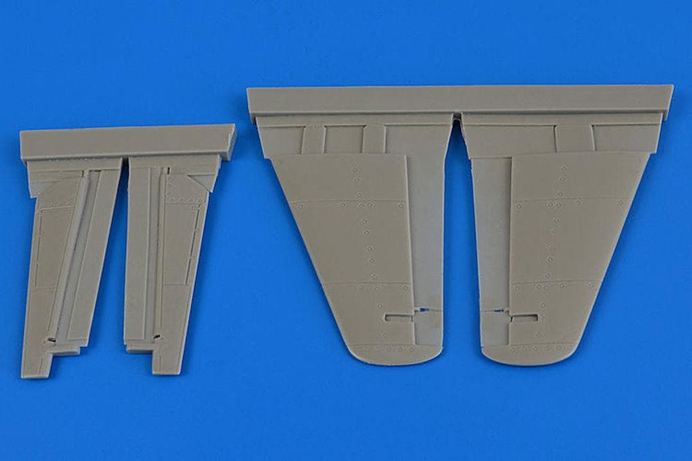 Messerschmitt Me 262 A/B - Control Surfaces [Hobbyboss]