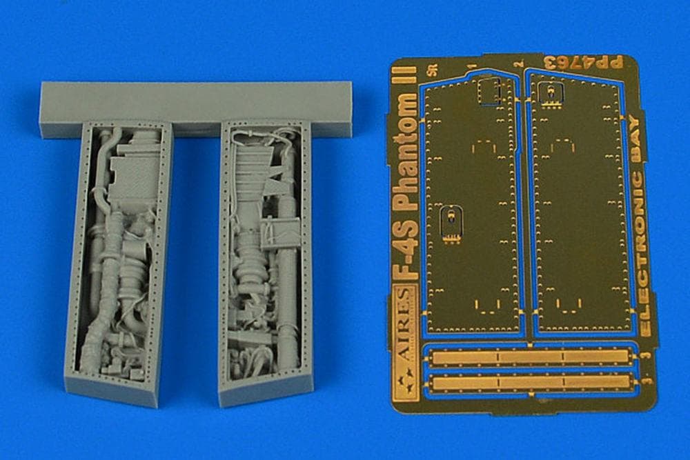 F-4s Phantom Ii - Electronic Bay [Zoukei Mura]