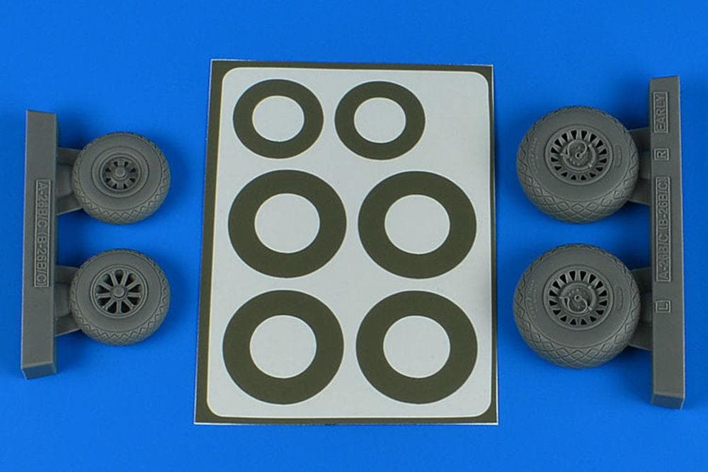 A-26b/C (B-26b/C) Invader - Wheels & Paint Masks Early - Diamond Pattern[Icm]