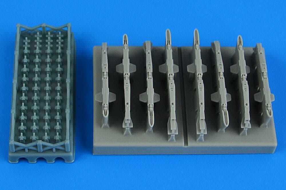 A-37 Dragonfly - Pylons [Trumpeter]