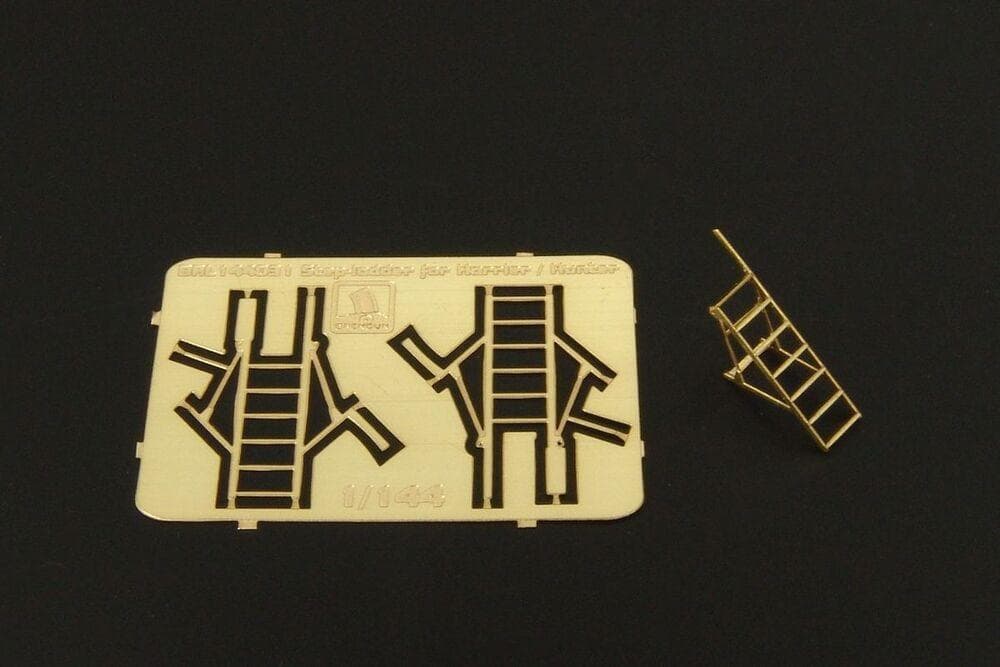 Step Ladders For Hunter And Harrier