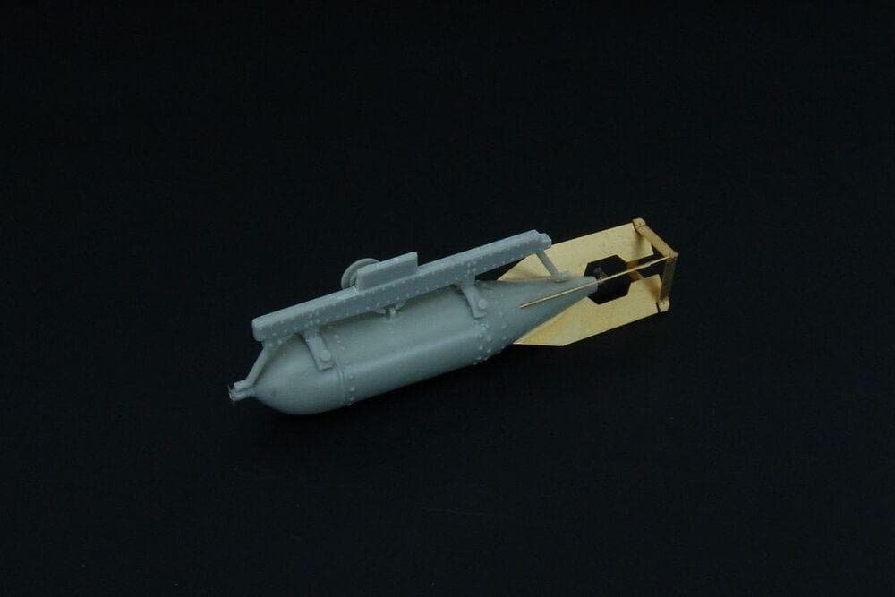 Japanese 250kg Bomb With Rack
