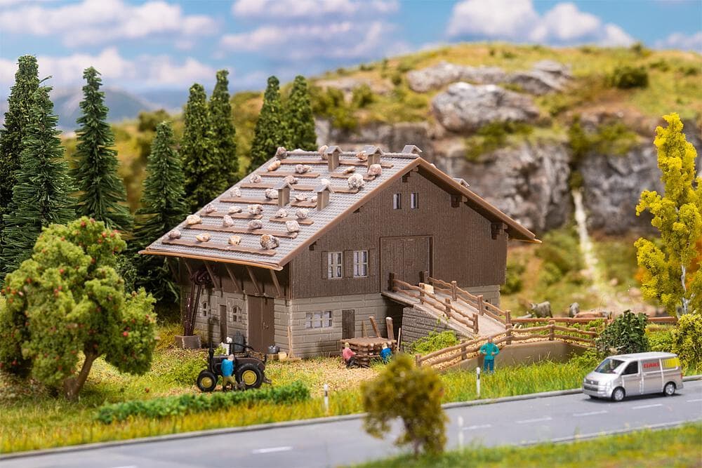 Scheune Mit Hocheinfahrt