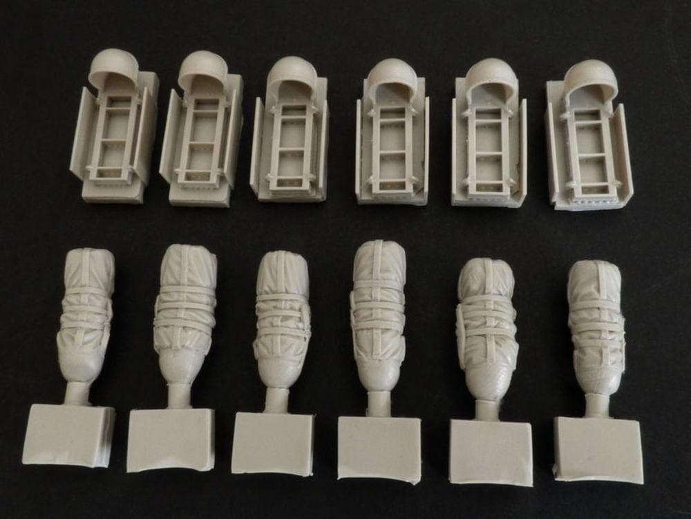 C-47 Skytrain - Racks For Drop Container