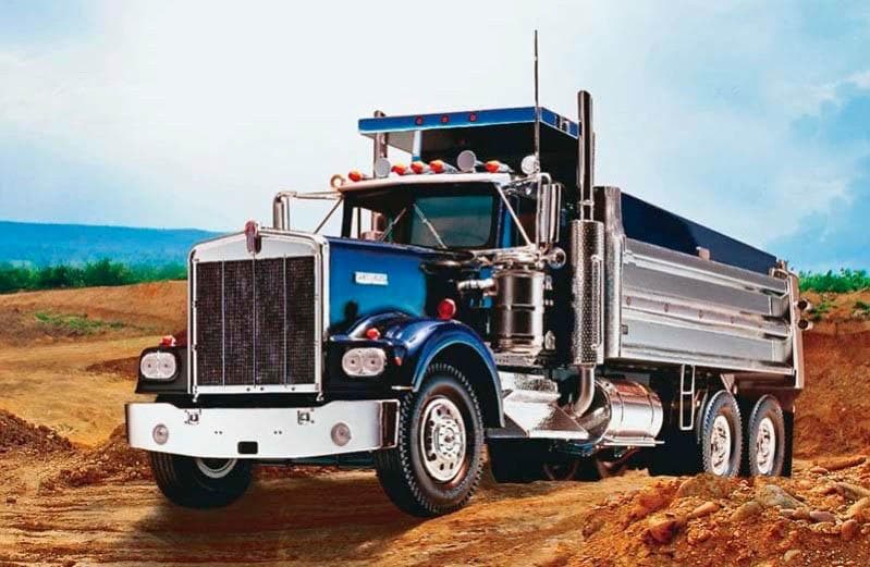 Kenworth W-900 Dump Truck