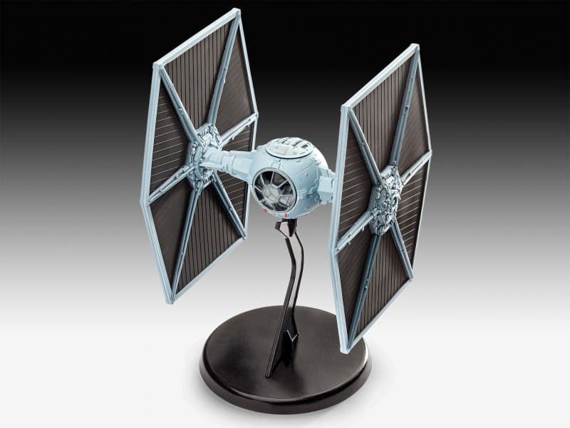 Model Set Tie Fighter