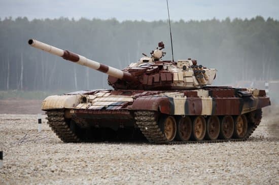 Russian T-72b1 Mbt(W/Kontakt-1 Reactive Amor)