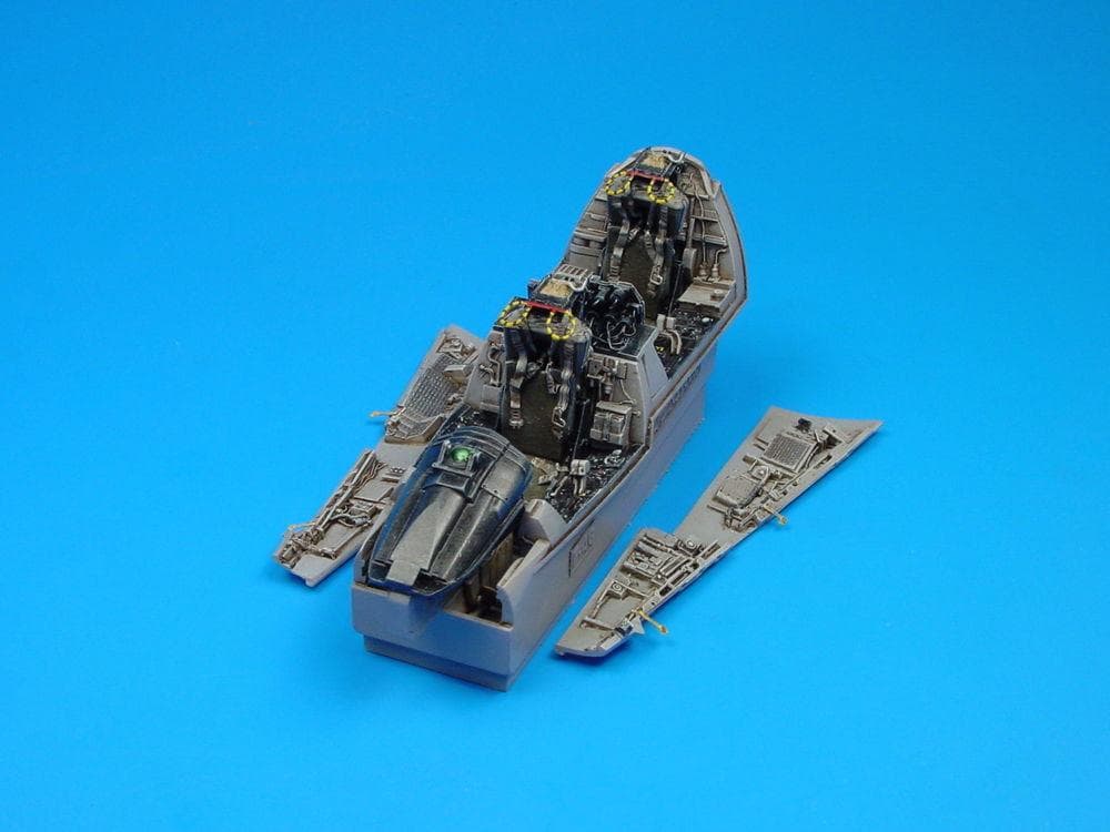 F-4c Phantom Ii - Cockpit Set