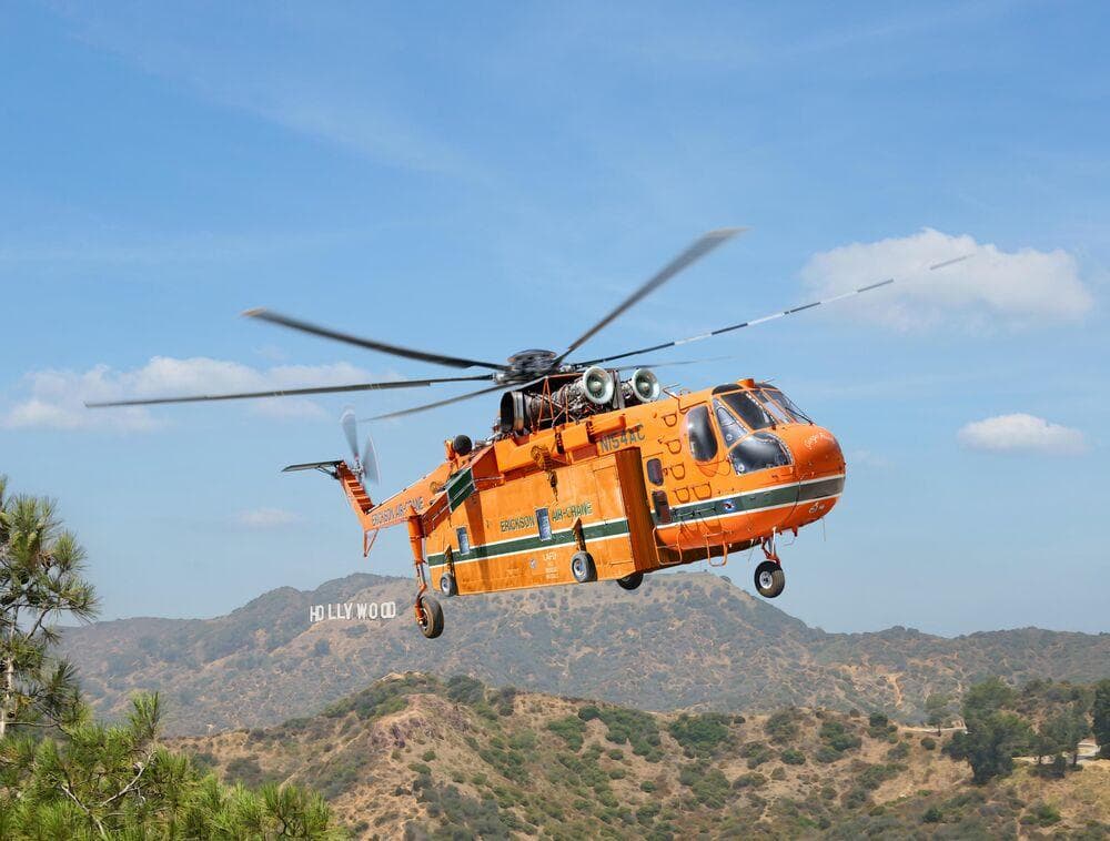 Sikorsky S-64e Skycrane With Universal Pod