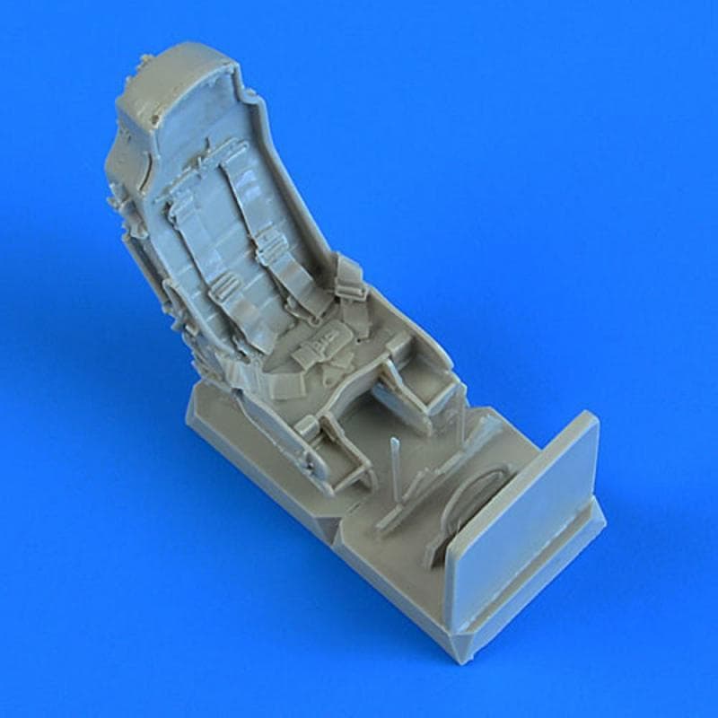 J-29 Tunnan - Seats With Safety Belts
