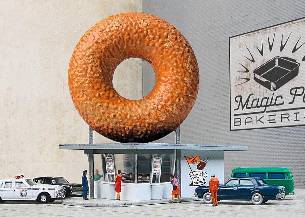 Donut-Stand Hole-In-One
